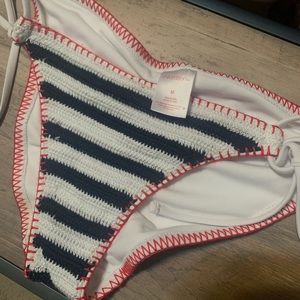 Crochet bikini bottom